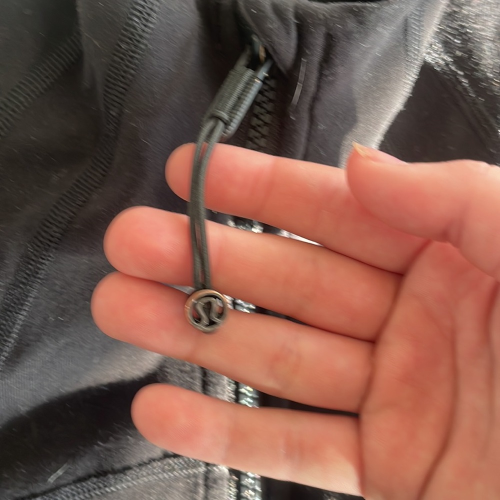 Lululemon define jacket - Picture 2 of 4
